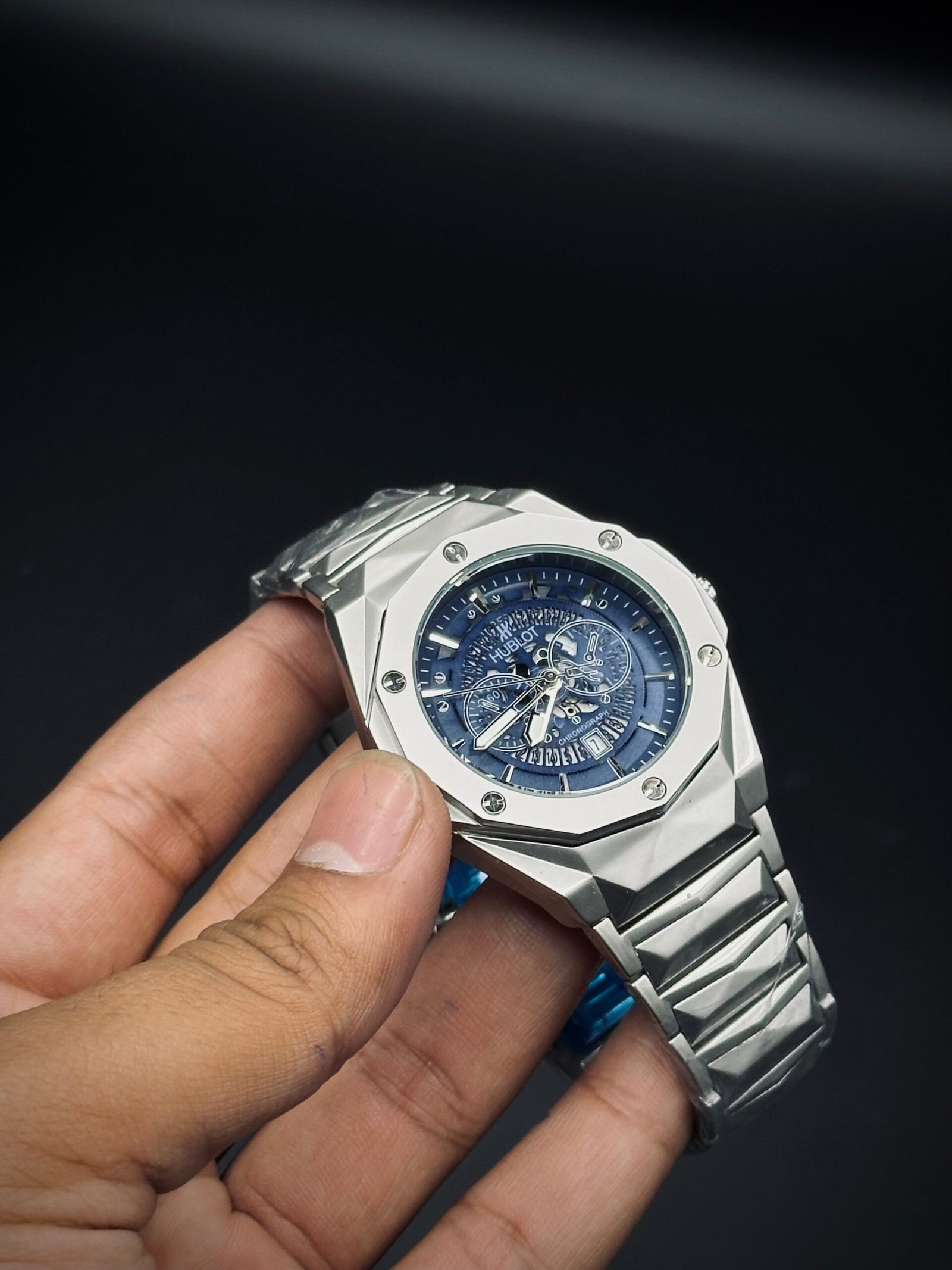 Hublot Cut - Image 5