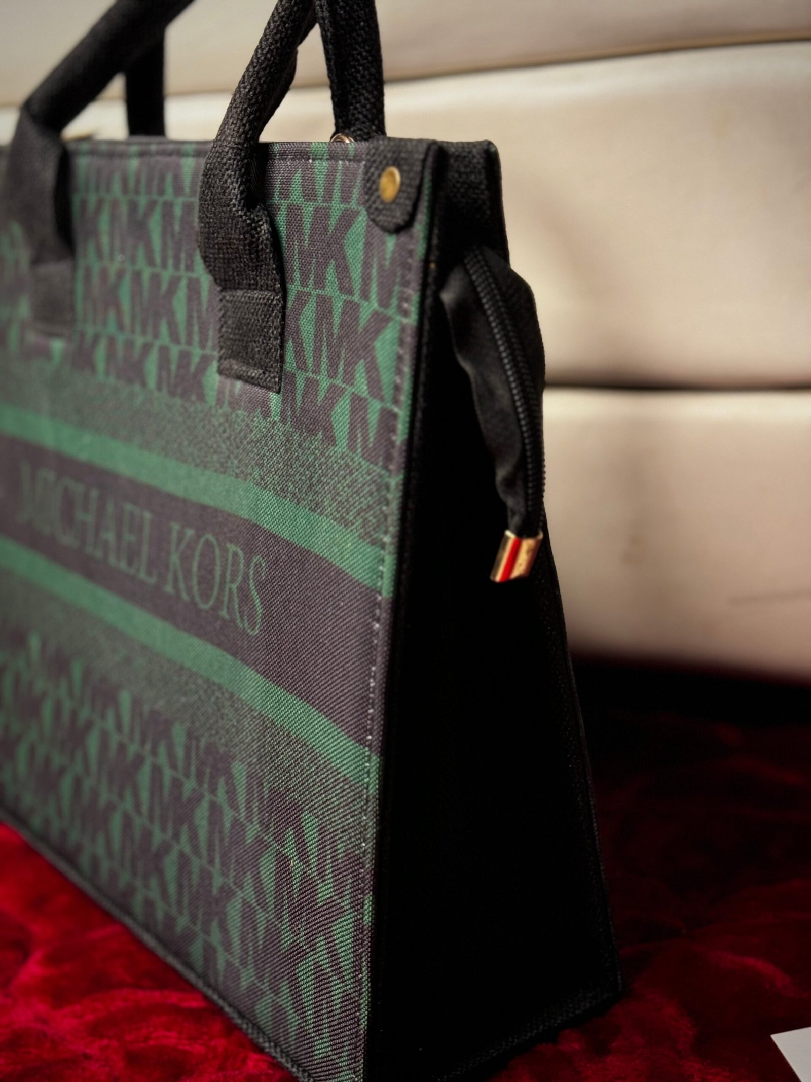 Micheal Kors Premium Bag - Image 4