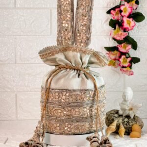 Daisy Delight Potli Bag