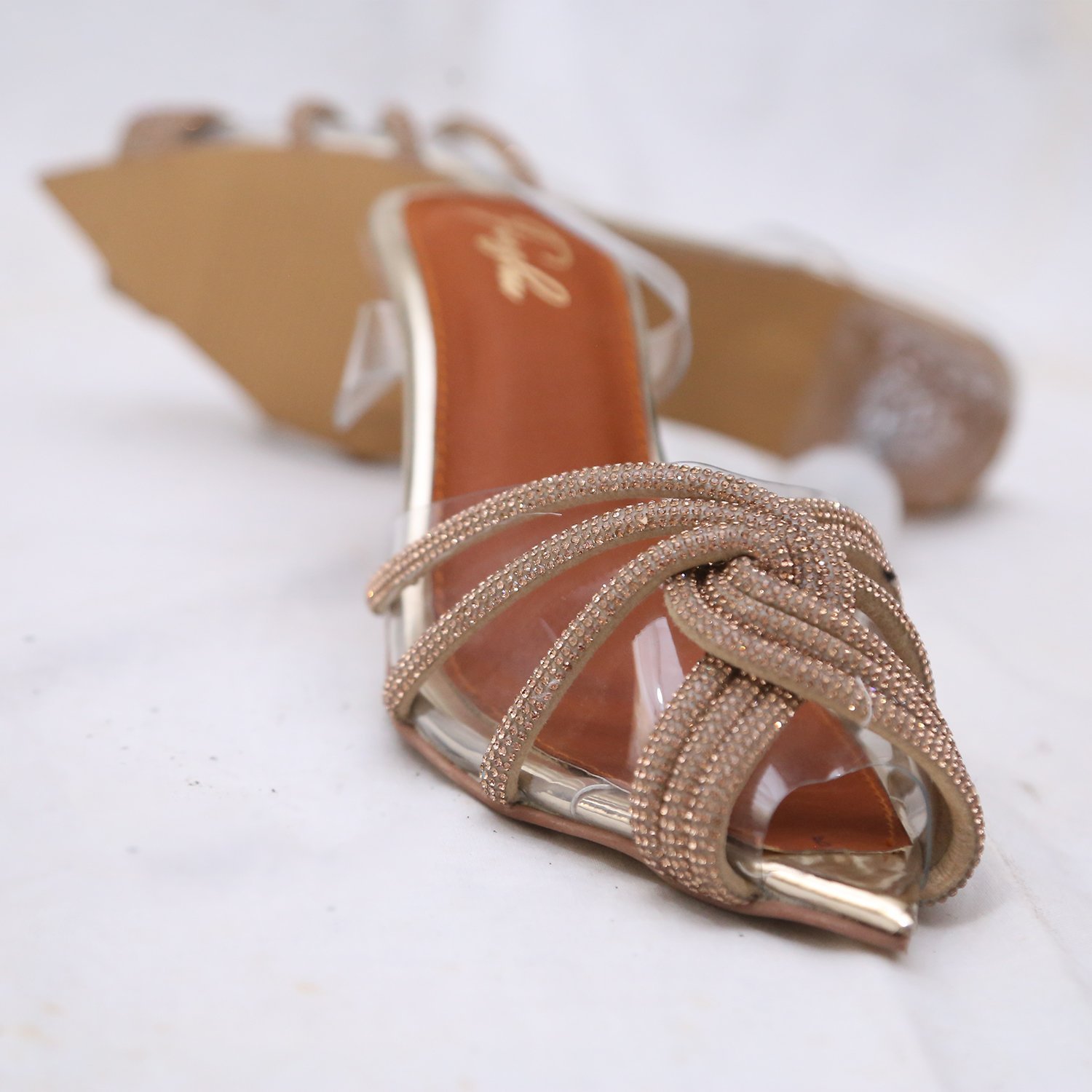 VICTORIA HEEL SANDAL | GOLDEN - Image 3