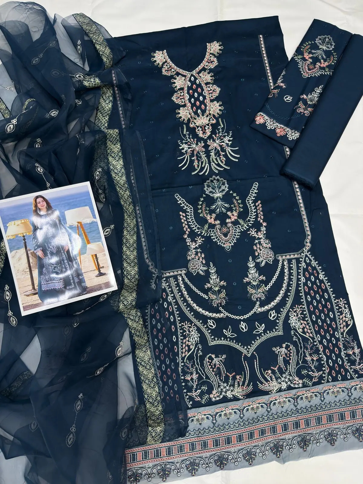Qalamkar Lawn BN-1037 - Image 3