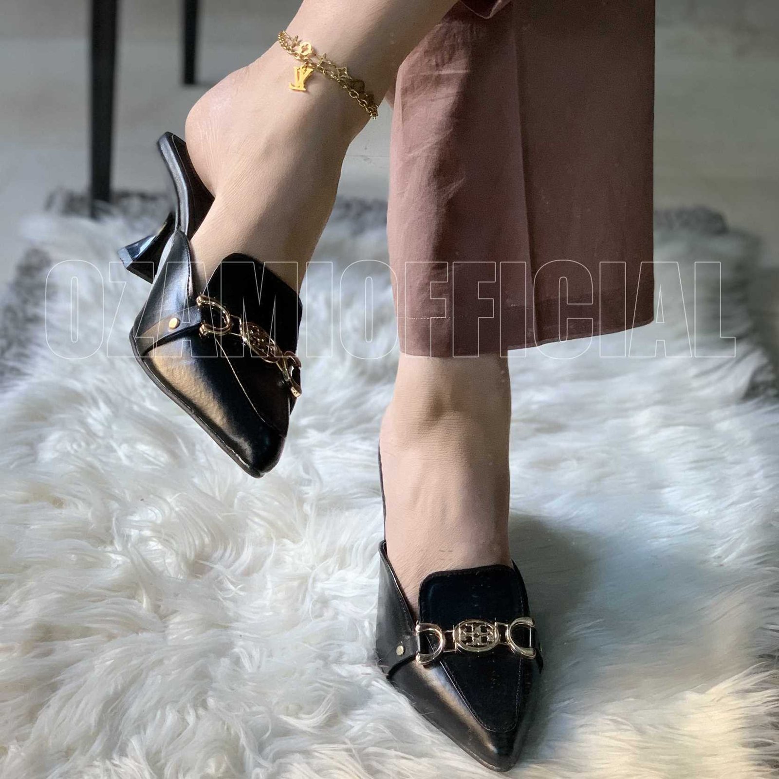 ROYAL BLACK