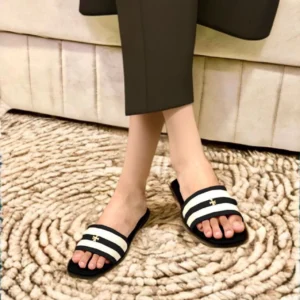 Tory Burch Slipper