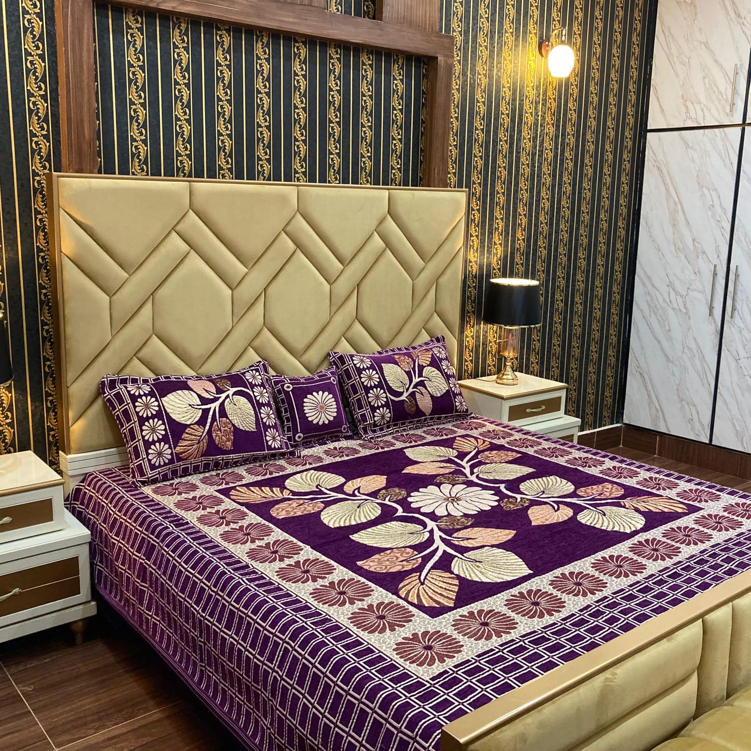 Velvet Bridal Bedsheet Set-4 Pcs 01