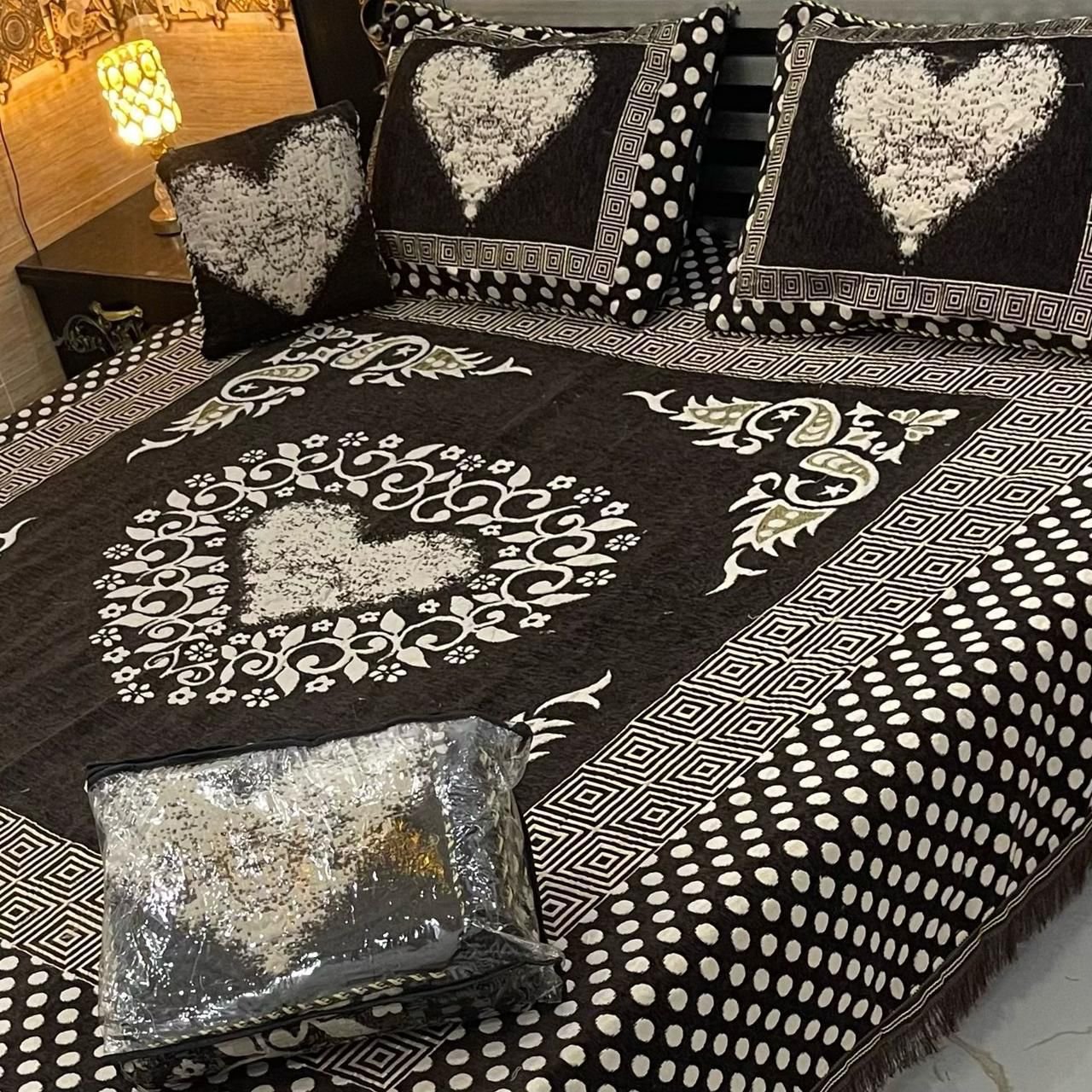 Velvet Bridal Bedsheet Set-4 Pcs 26