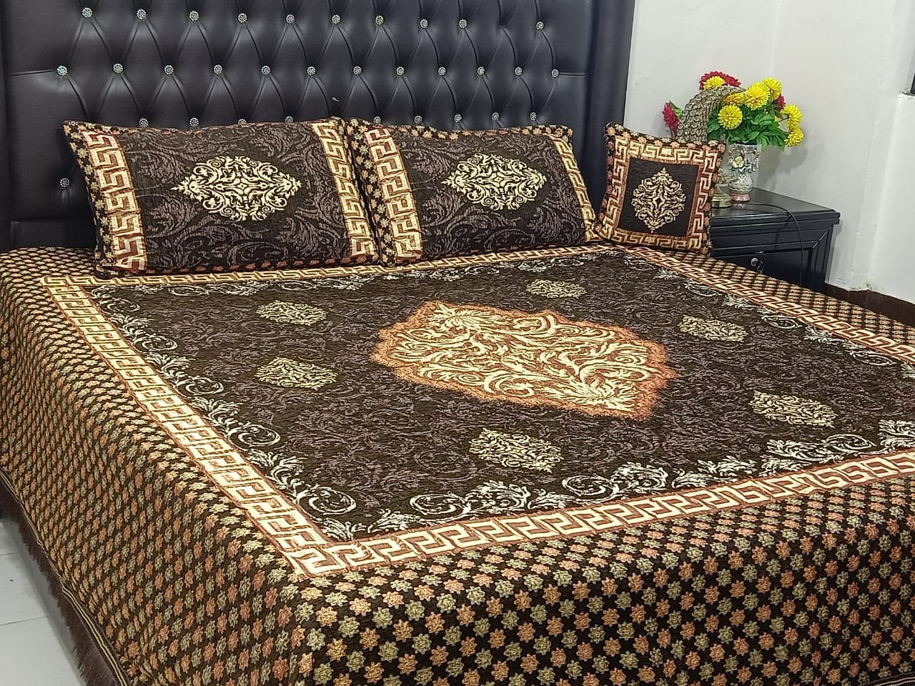 Velvet Bridal Bedsheet Set-4 Pcs 28
